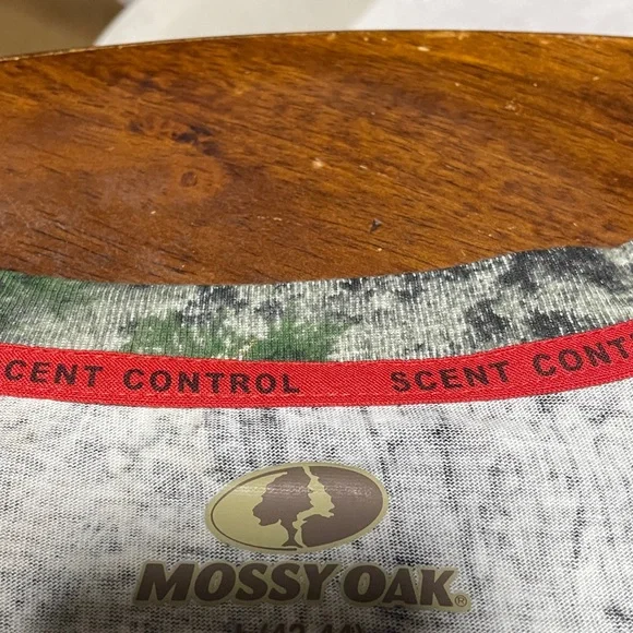Mossy Oak Camouflage Scent Control Shirt - Picture 4 of 5